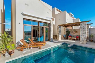 Villa en venta en Benijófar