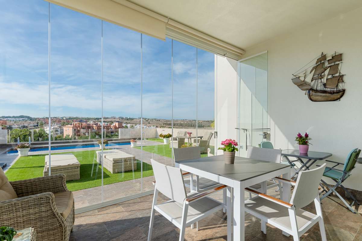 Wunderschöne freistehende Villa mit 3 Schlafzimmern, privatem Schwimmbad und atemberaubender Aussicht in Villamartín