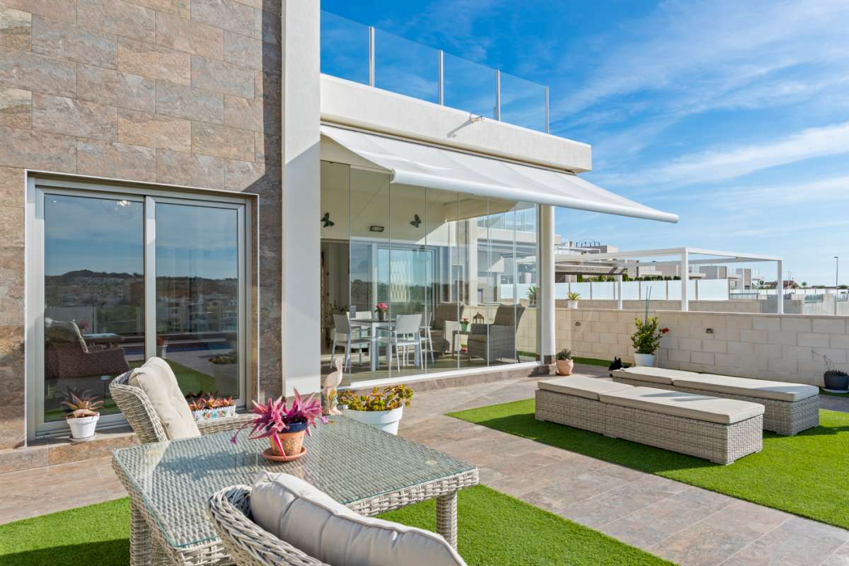 Wunderschöne freistehende Villa mit 3 Schlafzimmern, privatem Schwimmbad und atemberaubender Aussicht in Villamartín
