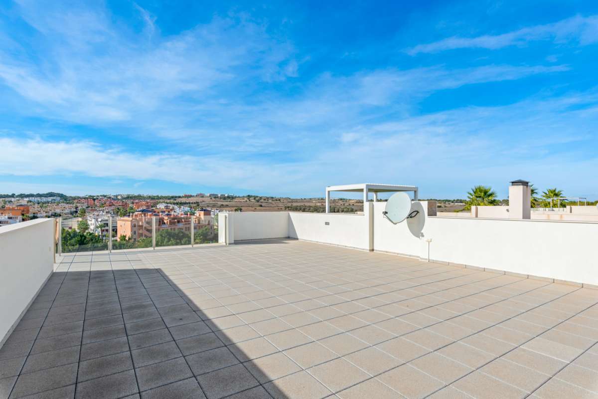 Wunderschöne freistehende Villa mit 3 Schlafzimmern, privatem Schwimmbad und atemberaubender Aussicht in Villamartín